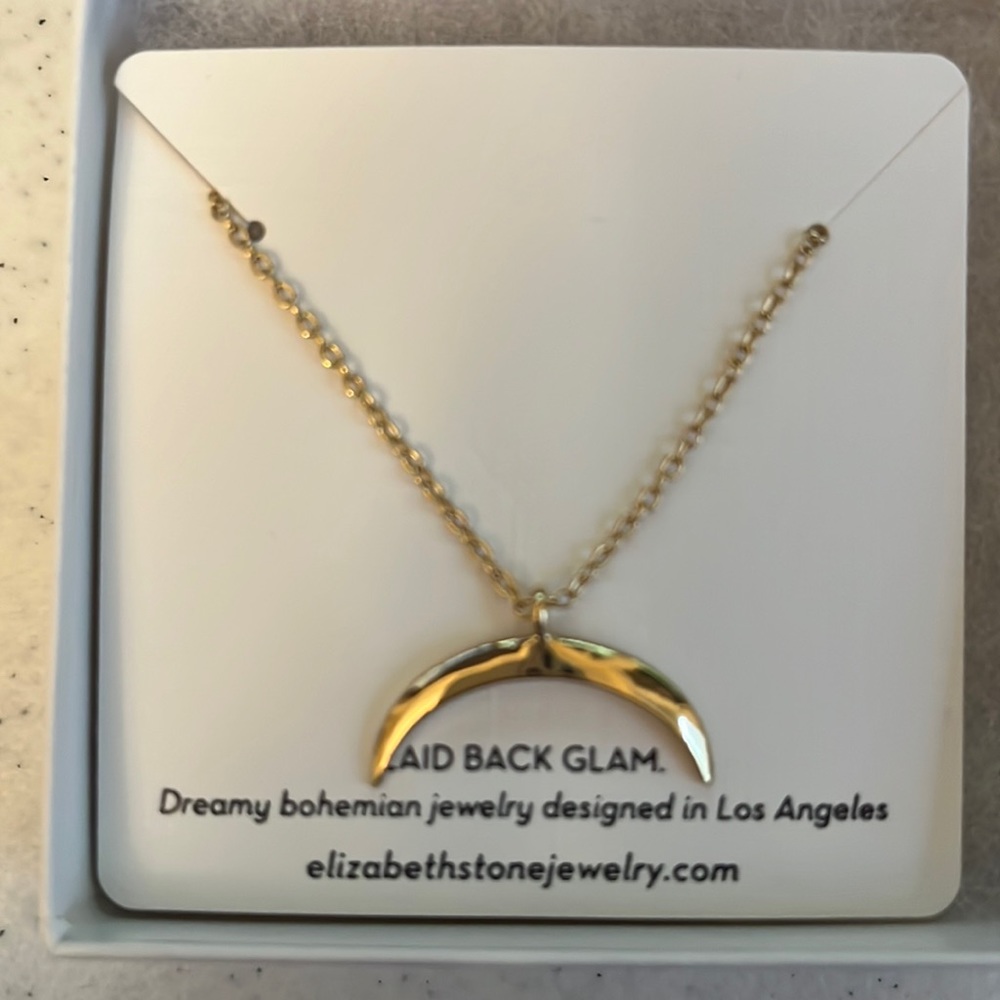 Elizabeth Stone gold necklace